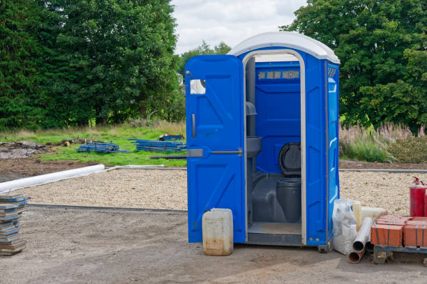 Best Portable Restroom Servicing (Cleaning and Restocking)  in Lewisville, TX